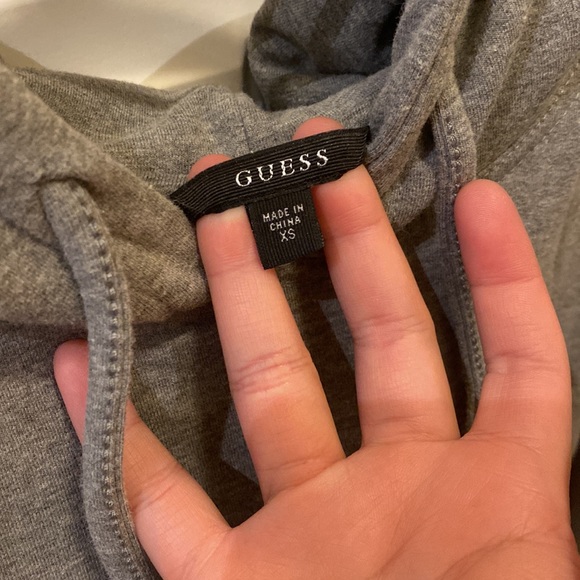 Pretty guess hooded jacket - Picture 2 of 3